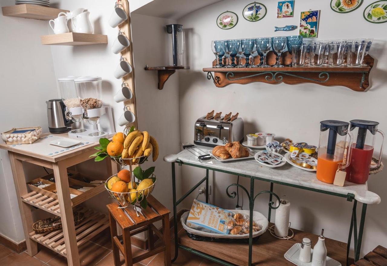 La Casa Degli Angeli Bed & Breakfast Salerno Eksteriør bilde