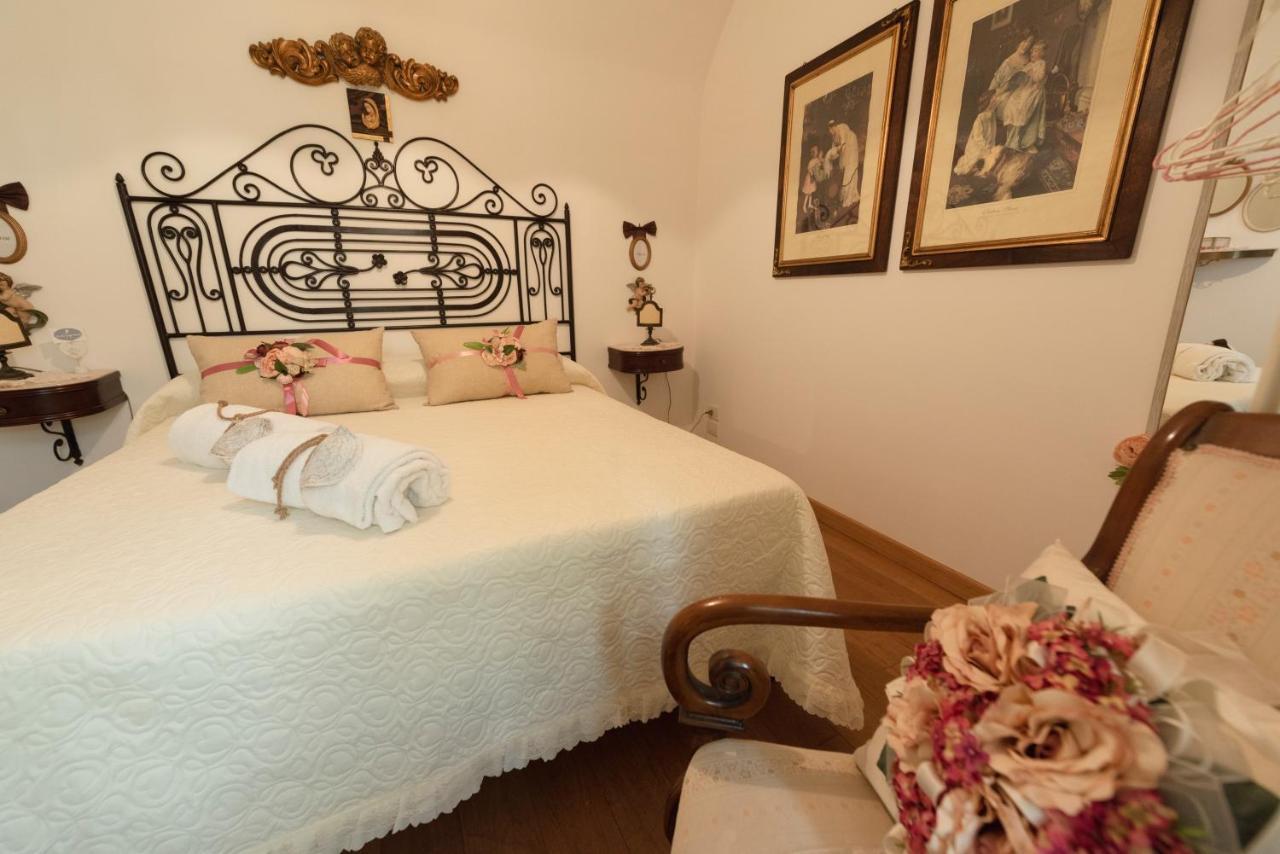 La Casa Degli Angeli Bed & Breakfast Salerno Eksteriør bilde