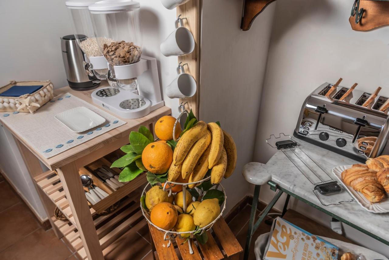 La Casa Degli Angeli Bed & Breakfast Salerno Eksteriør bilde